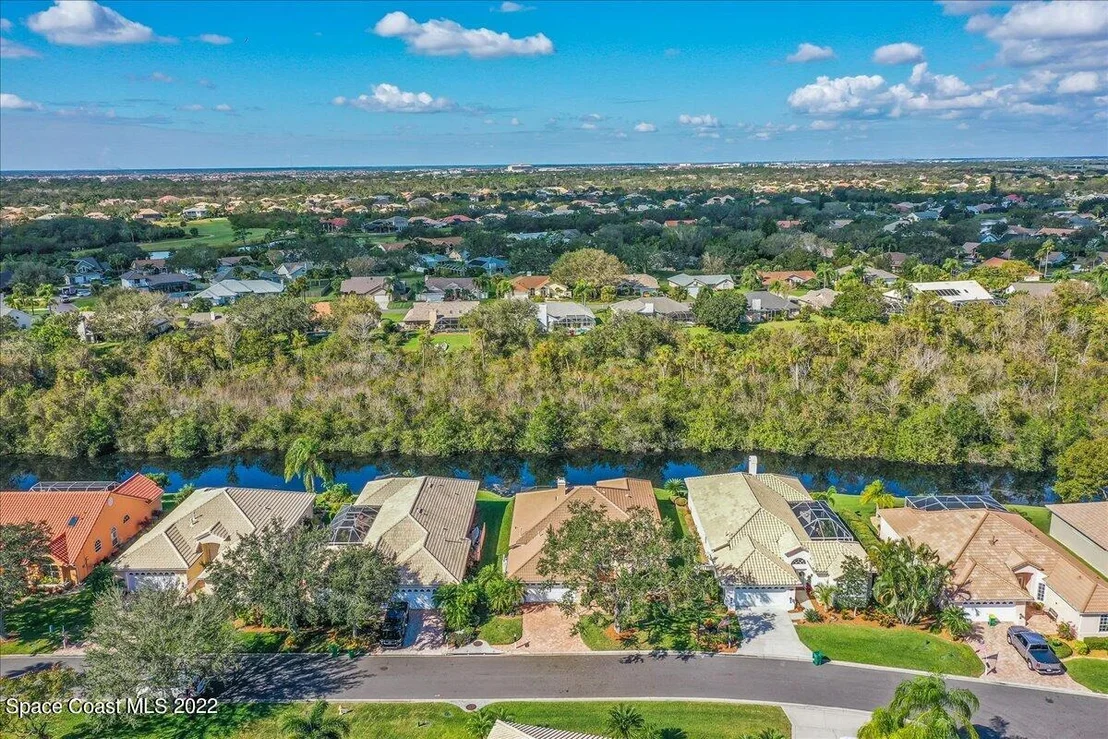 Photo of 937 Palm Brook Drive