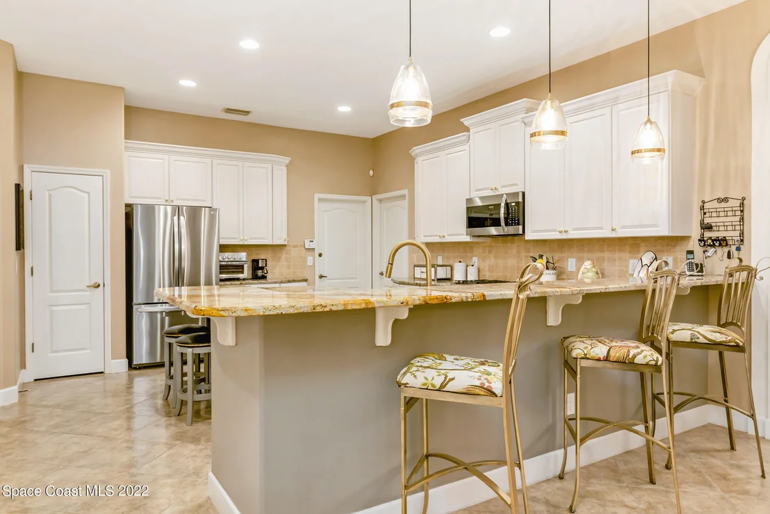 Photo of 3616 Peninsula Circle