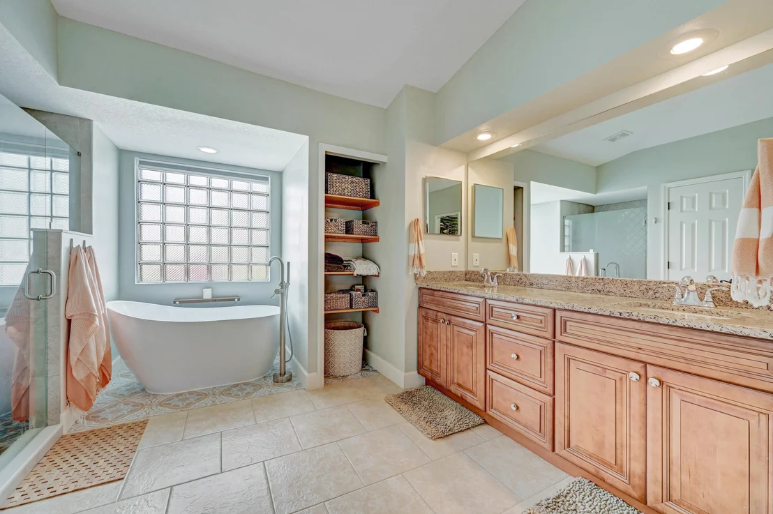 Photo of 4925 Buttonwood Drive