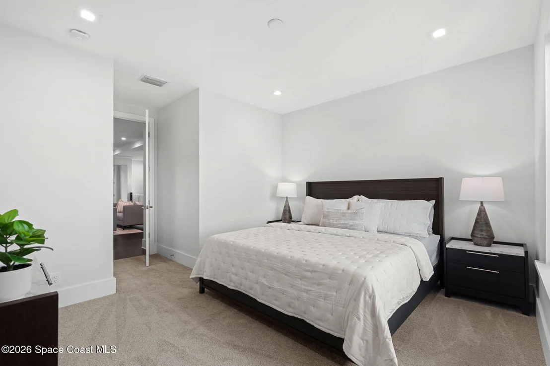 Photo of 3618 Lake Adelaide Place