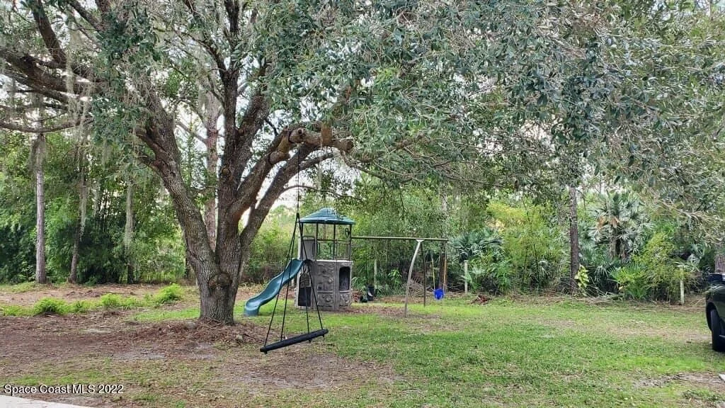 Photo of 1775 Grant Road