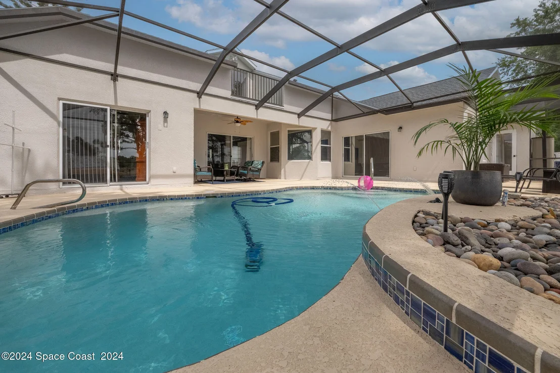 Photo of 1948 Windbrook Drive