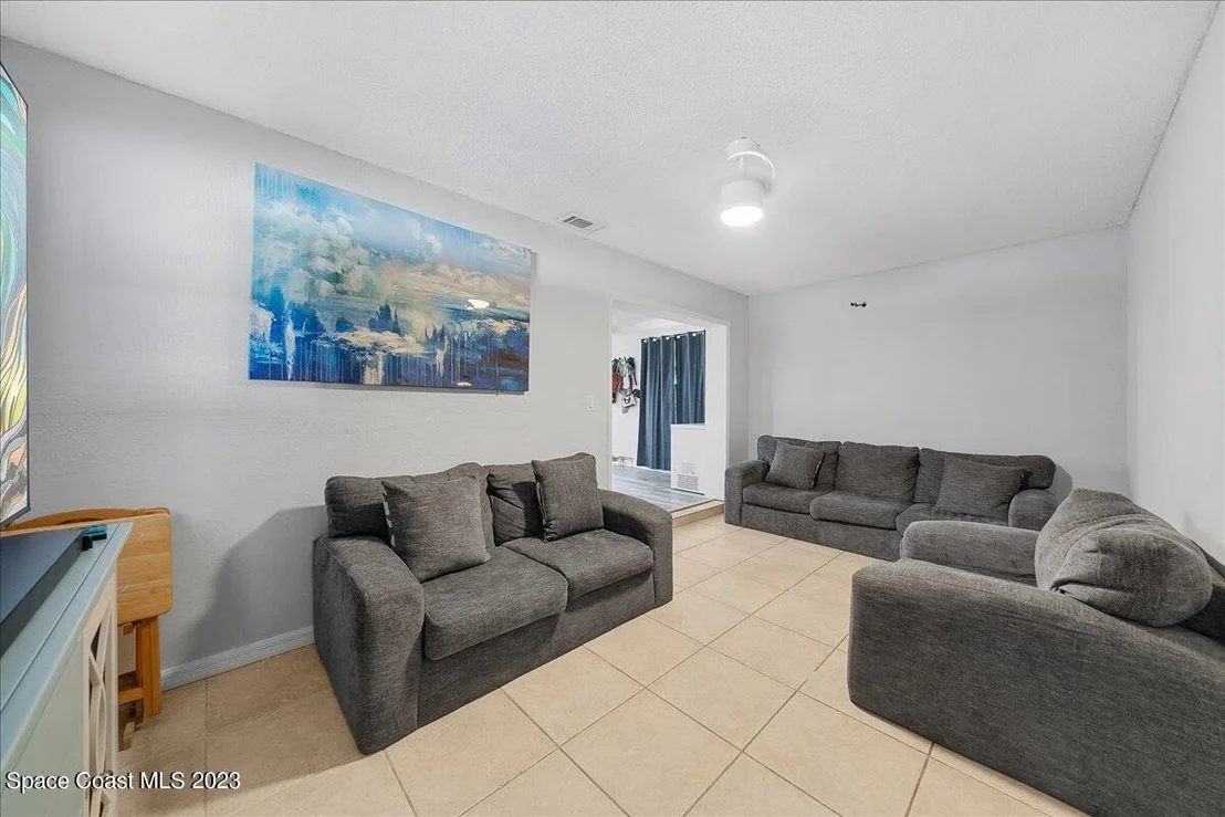 Photo of 380 Maple Place