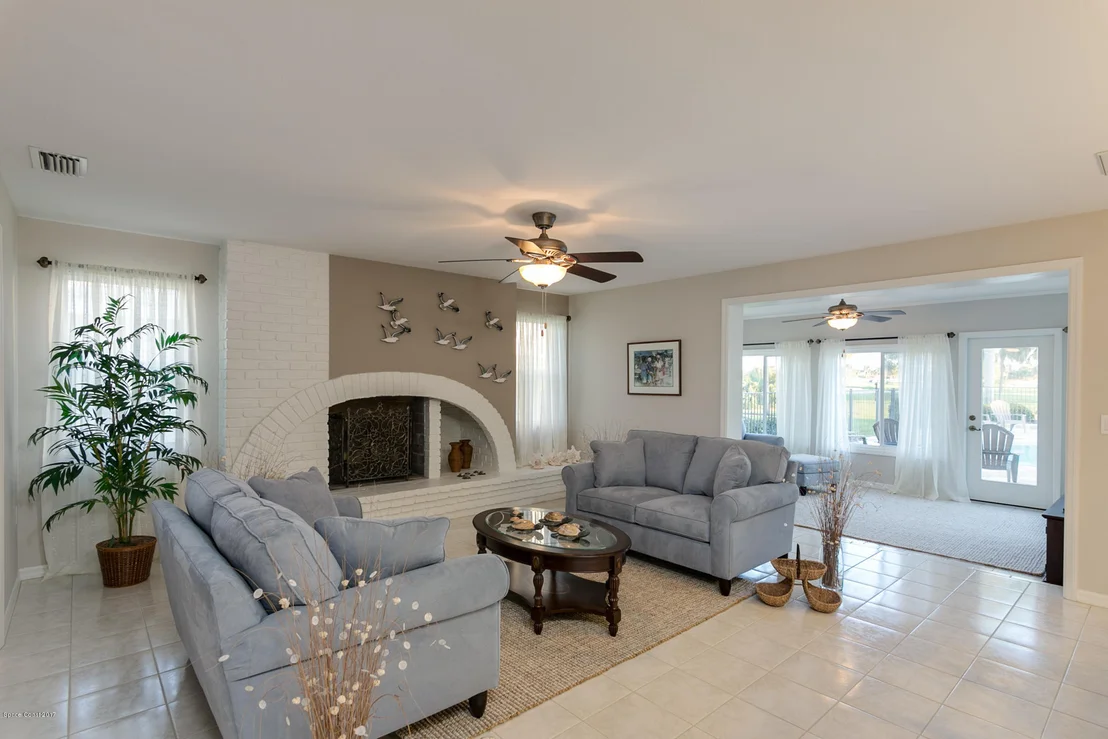 Photo of 353 Amberjack Place