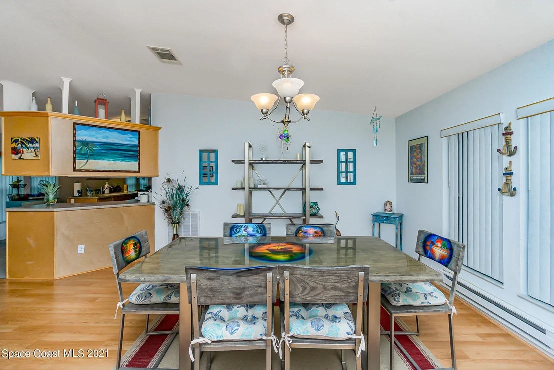 Photo of 387 Horseshoe Bend Circle