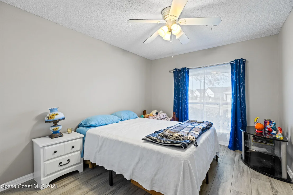 Photo of 2149 Redwood Circle