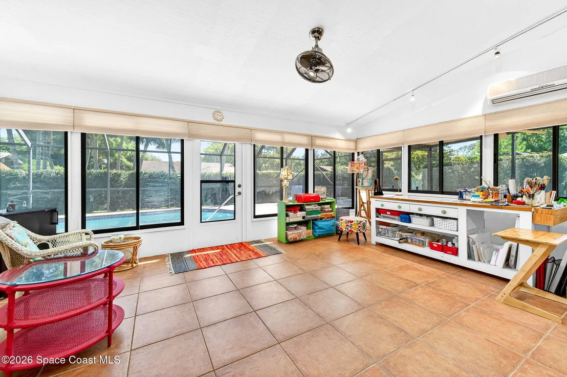 Photo of 1825 Fox Bay Drive