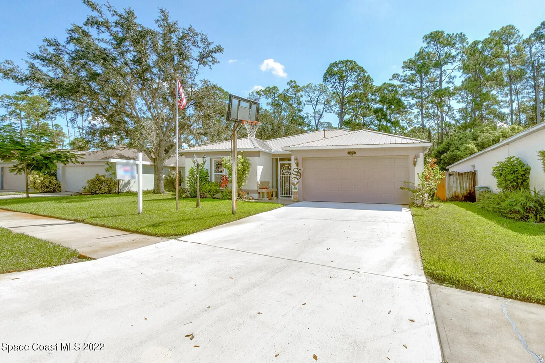 Photo of 1672 Vista Lake Circle