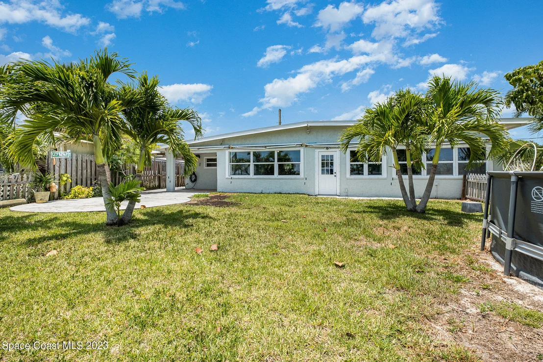 Photo of 3957 Canal Drive
