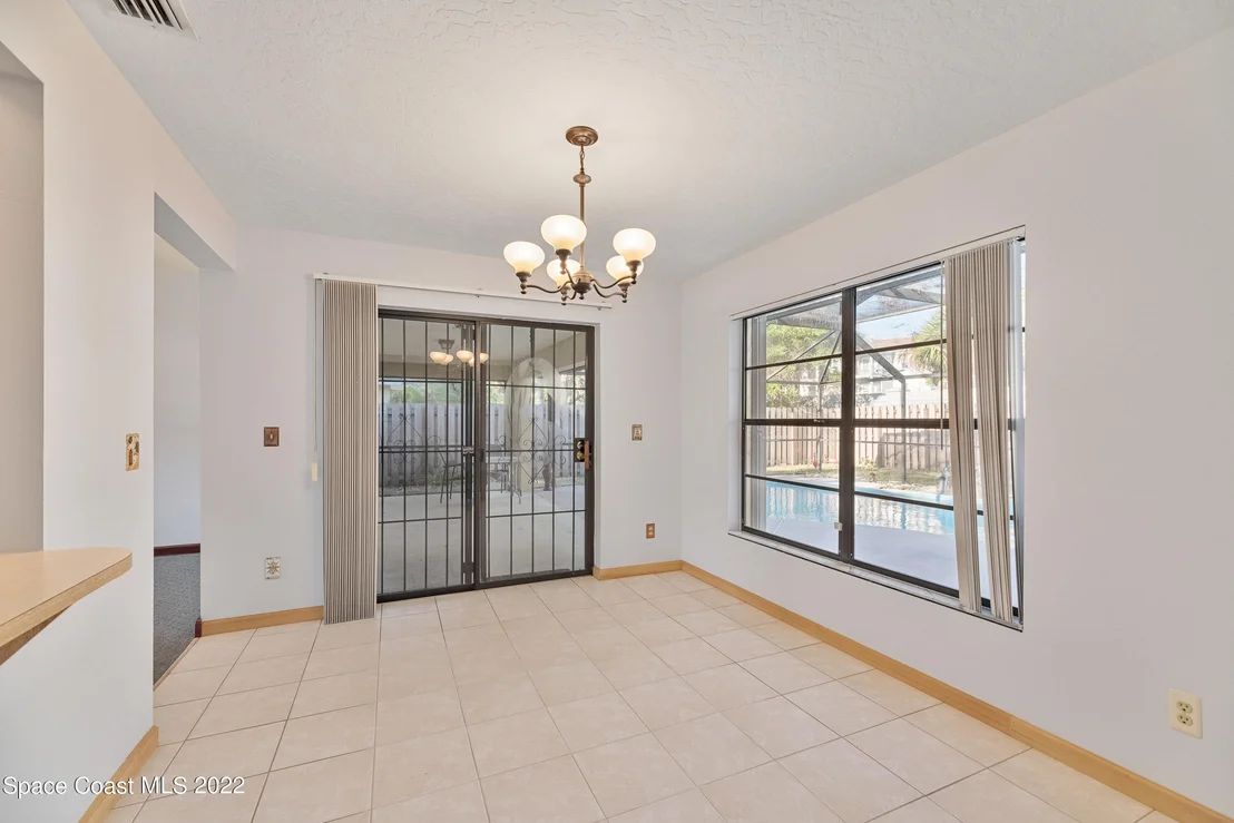 Photo of 4280 Silver Lake Drive