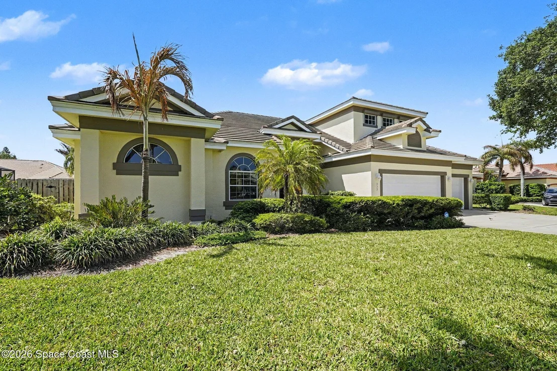 Photo of 333 Flanders Drive