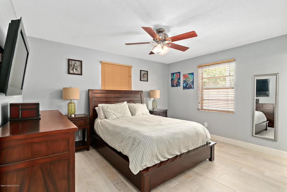 Photo of 435 Wright Court