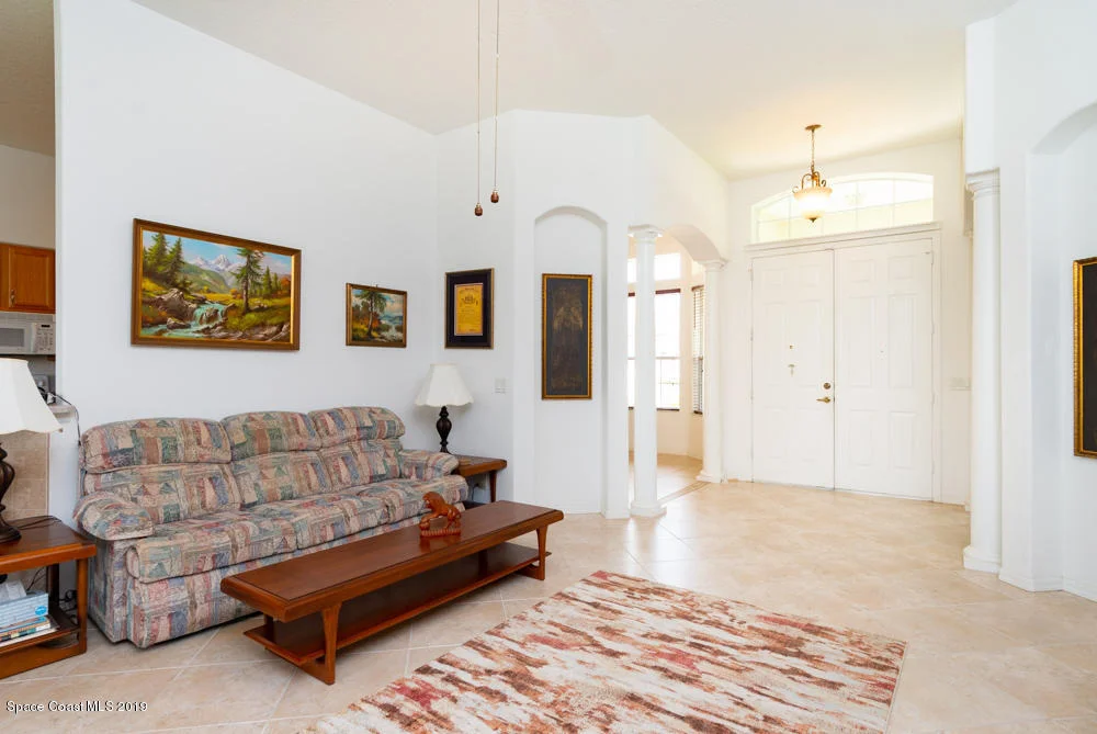 Photo of 1370 Whitman Drive
