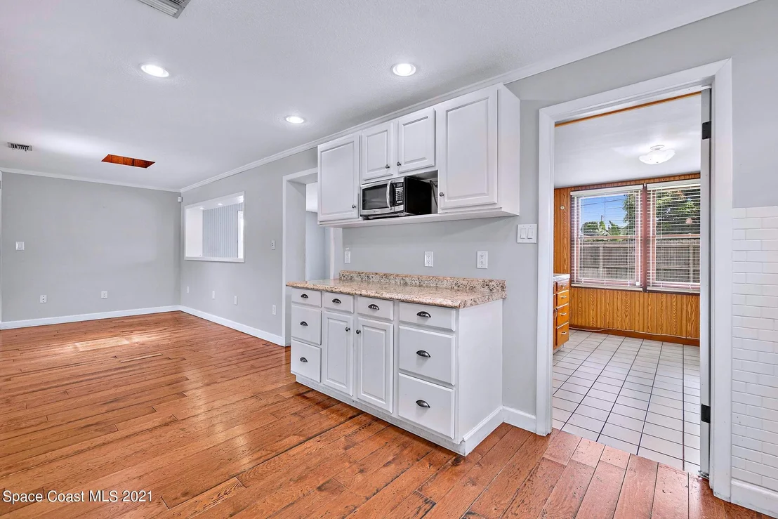 Photo of 2643 Lorna Drive