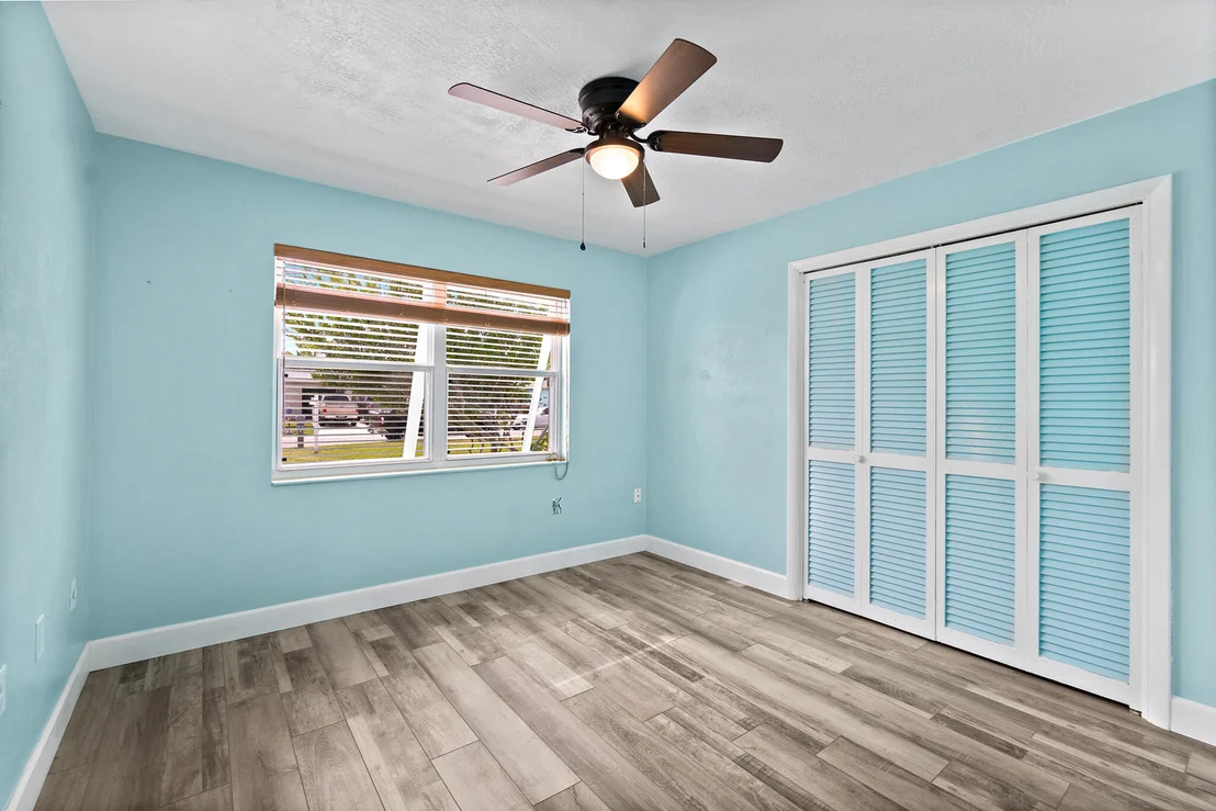Photo of 453 Penguin Drive