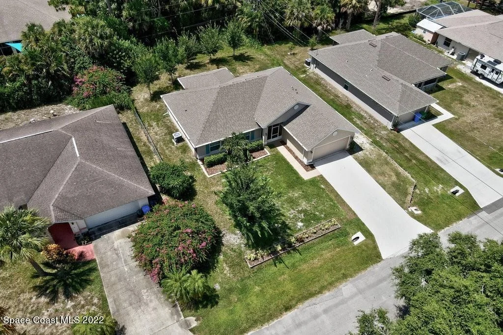 Photo of 643 Bayfront