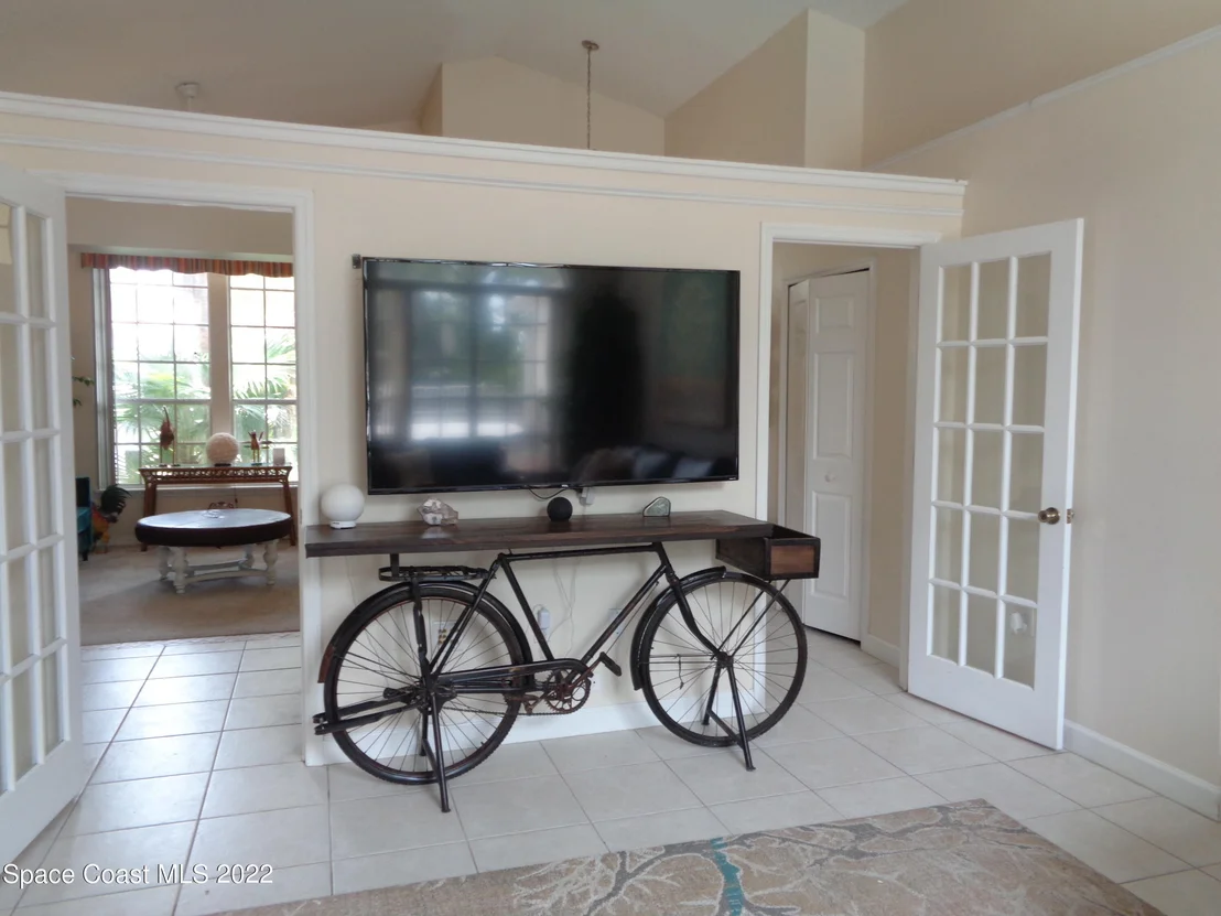 Photo of 3329 Lake View Circle