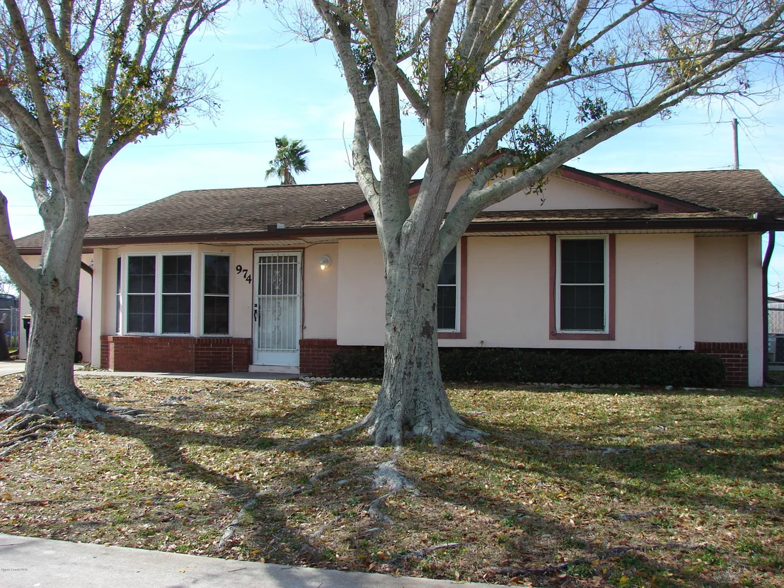 Photo of 974 Burn Drive NE