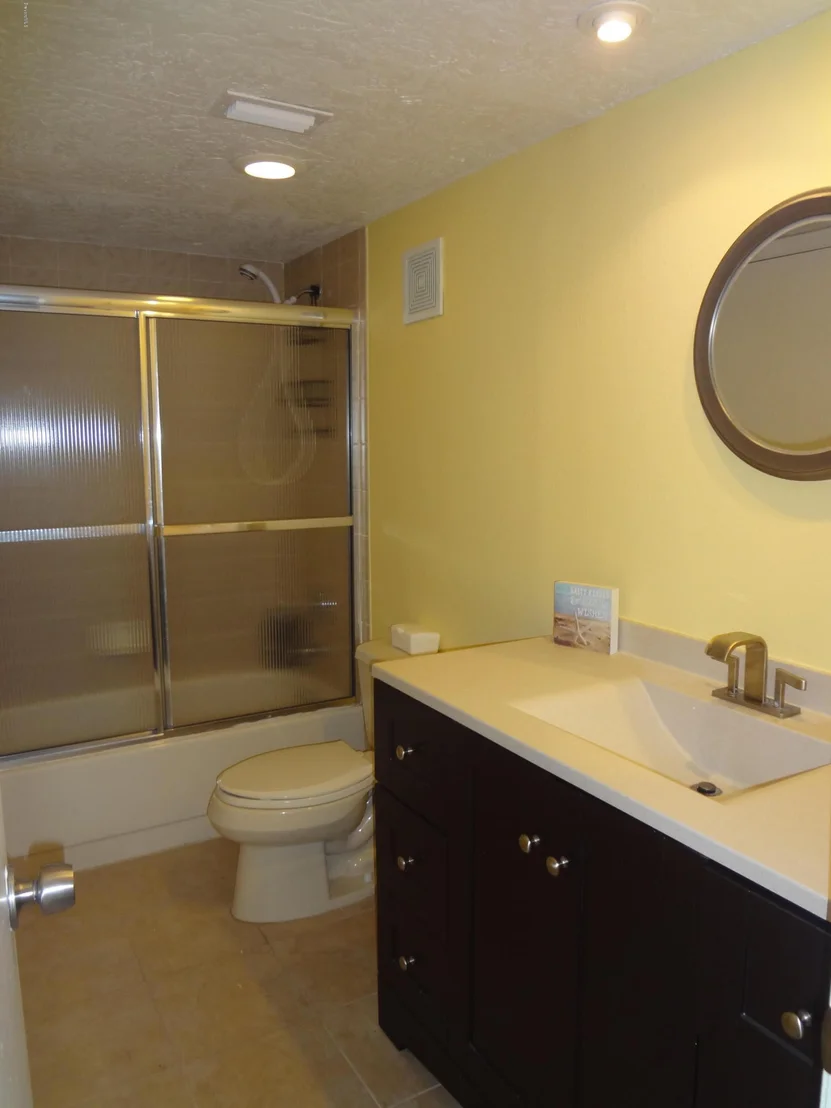 Photo of Unit 112 at 175 Highway A1a