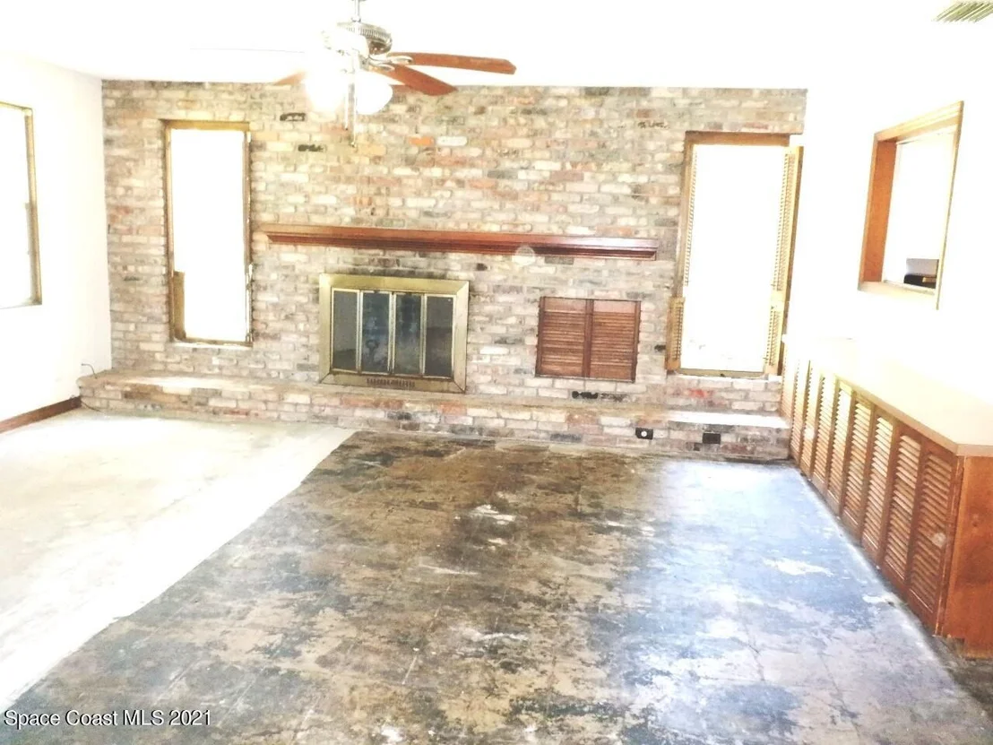 Photo of 1490 Blanche Street