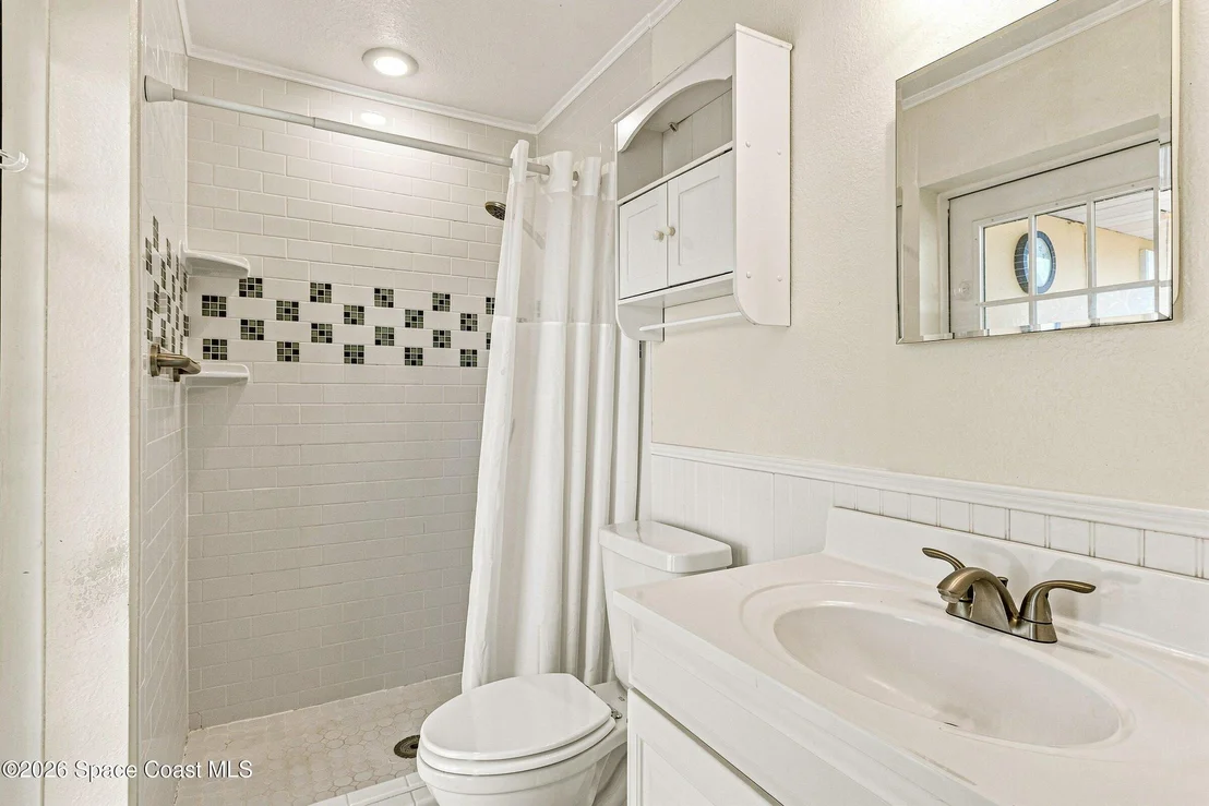 Photo of 889 Vance Circle NE