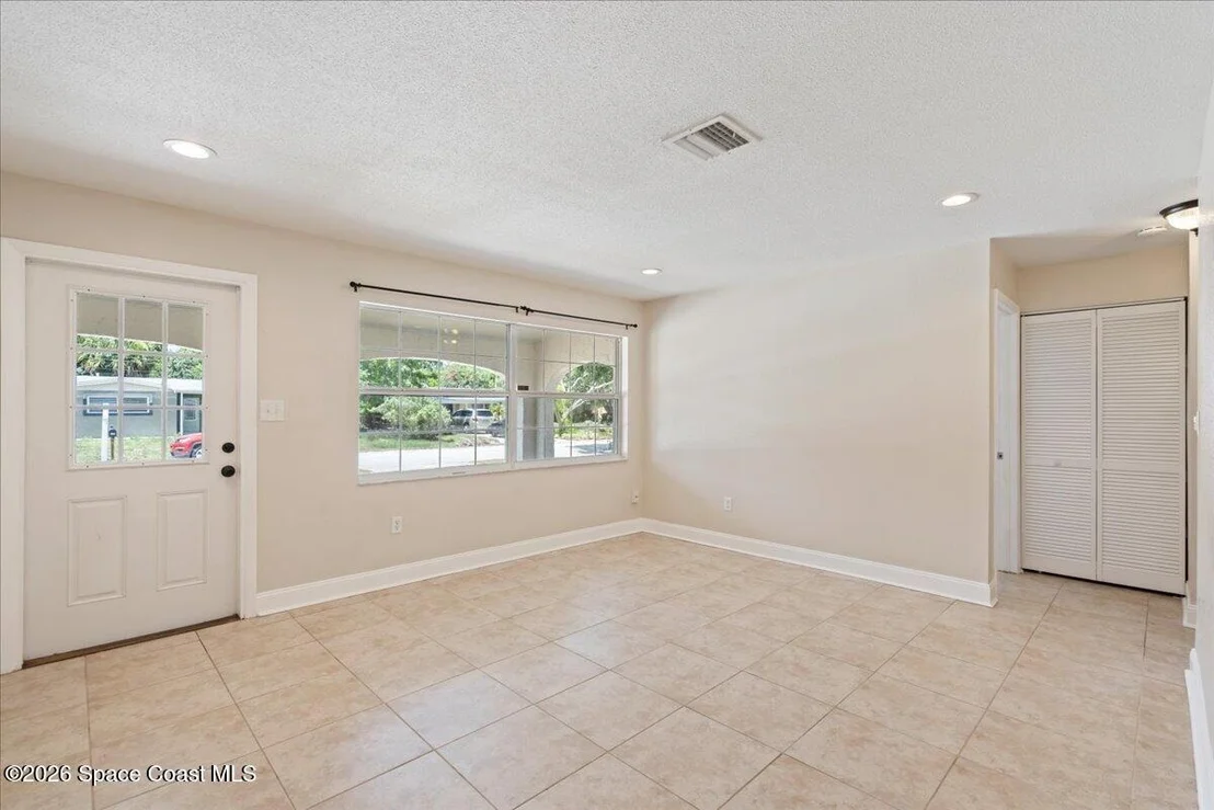 Photo of 2619 Lorna Drive
