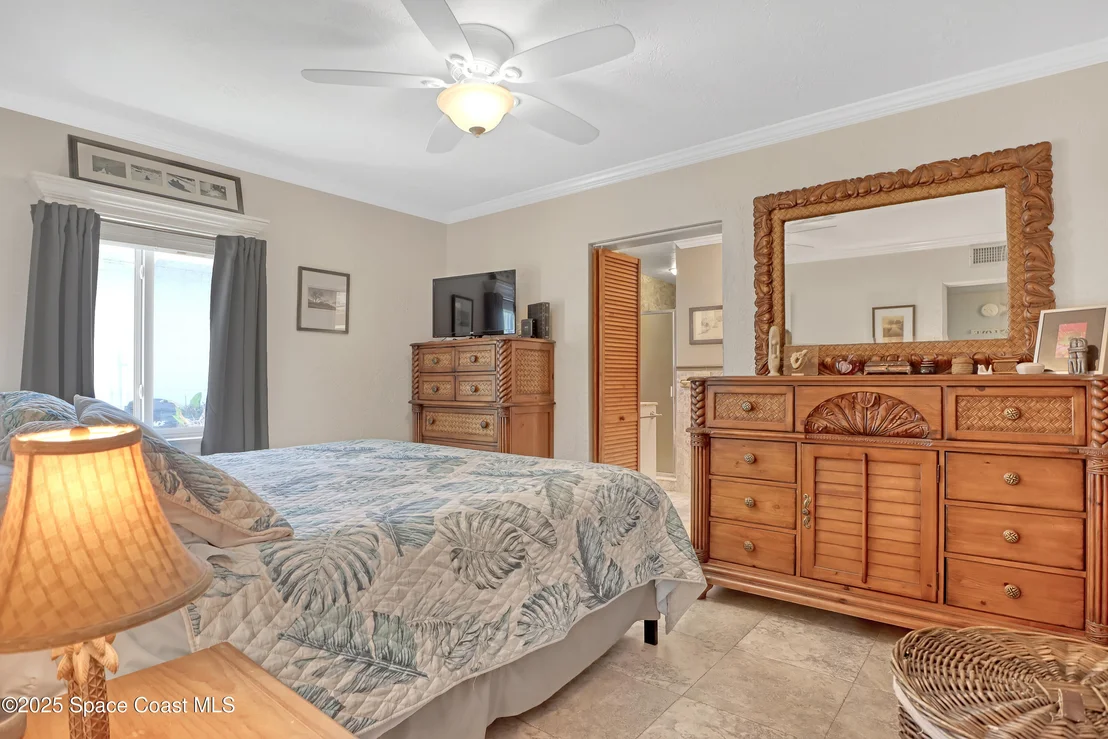 Photo of 54 W Bay Drive
