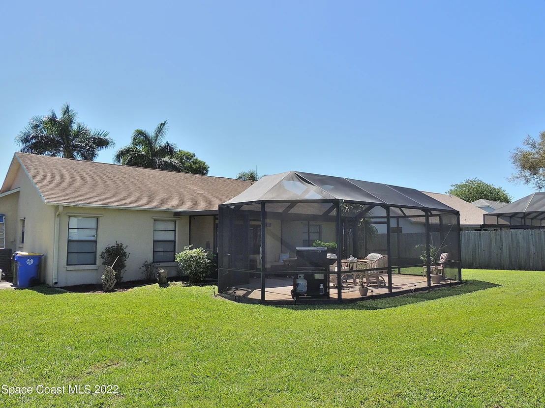 Photo of 900 Jamestown Drive
