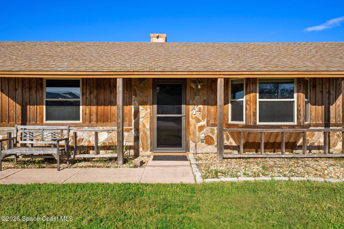 Photo of 7256 Bright Avenue