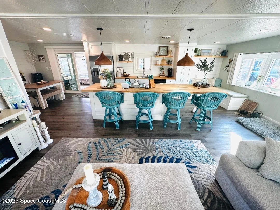 Photo of 708 Lark Drive