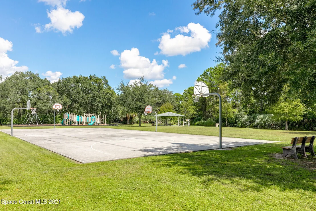 Photo of 2451 Stratford Pointe Drive