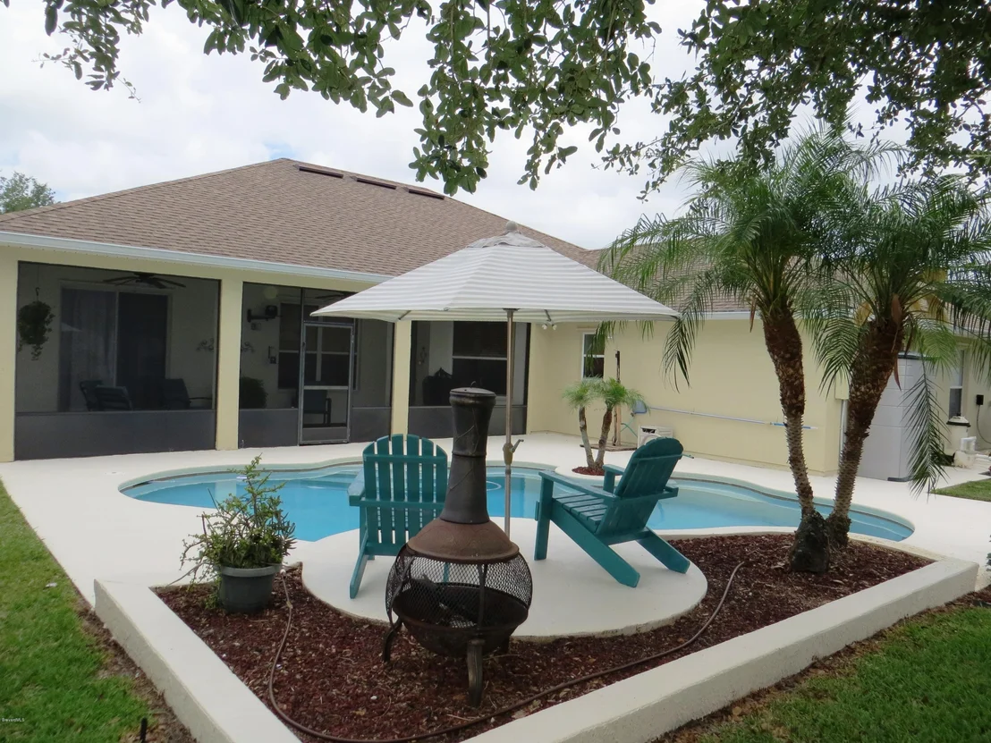 Photo of 1520 Whitman Drive