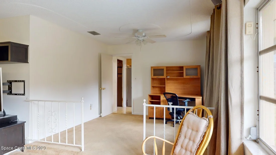 Photo of 383 Chester Drive