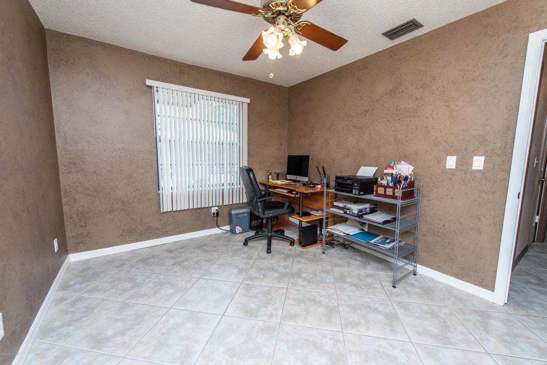 Photo of 1870 Oakwood Trail