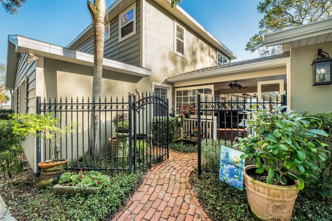 Photo of 1711 Rockledge Drive