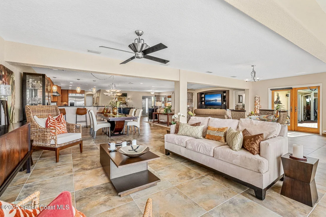 Photo of 561 Capri Road