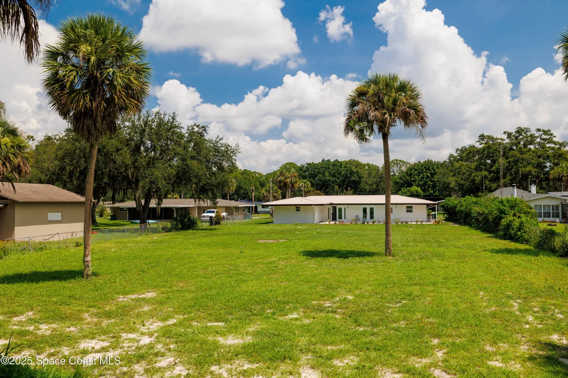 Photo of 8473 Sylvan Drive