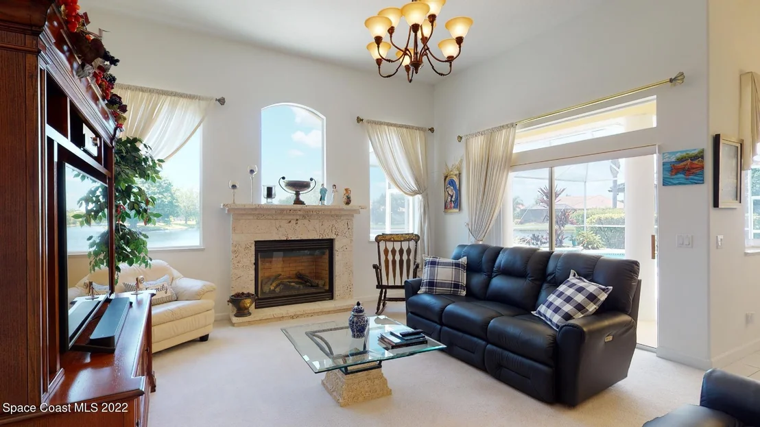 Photo of 909 Nelson Drive
