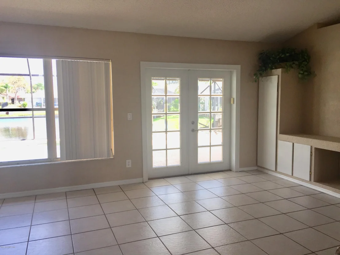 Photo of 916 Beryl Drive