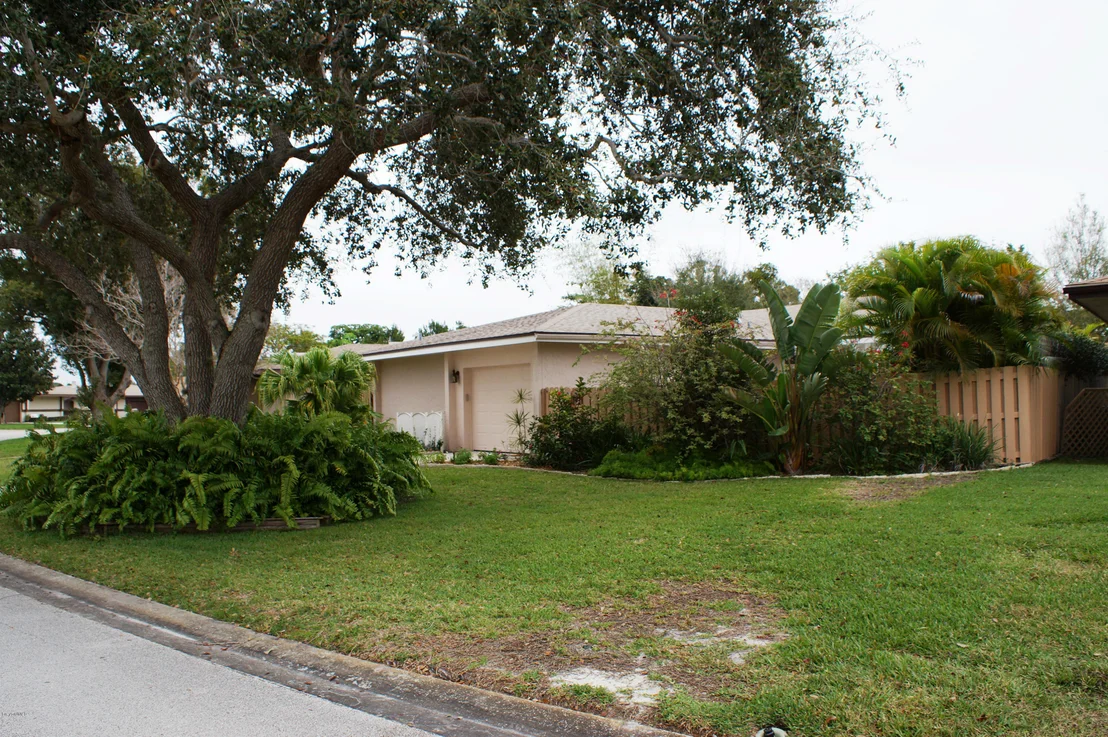 Photo of 265 Bayhead Drive