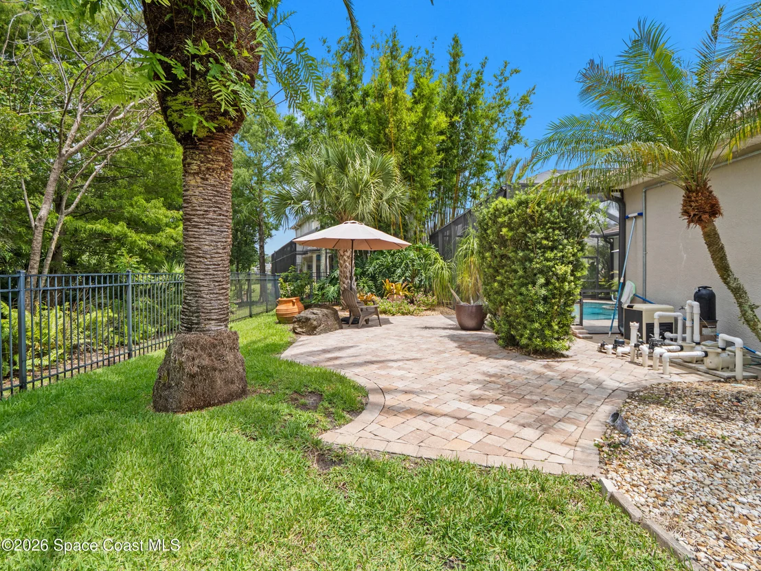 Photo of 992 Balmoral Way