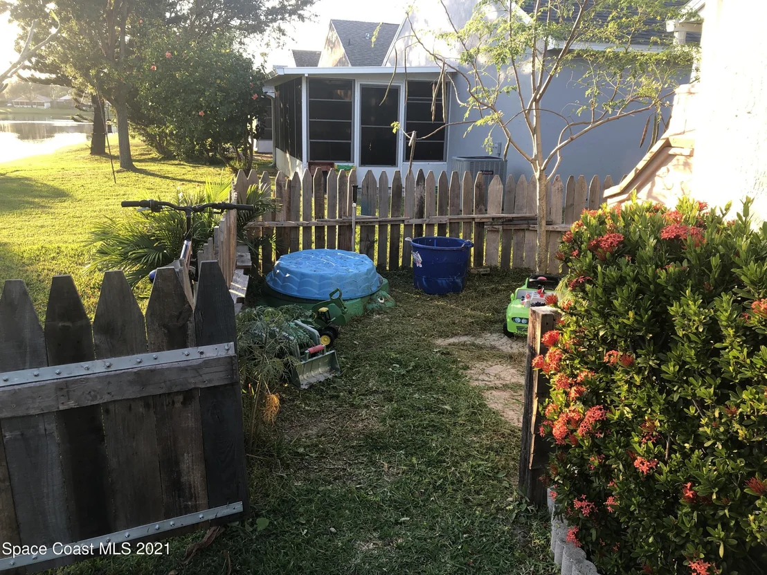Photo of 2849 Maderia Circle
