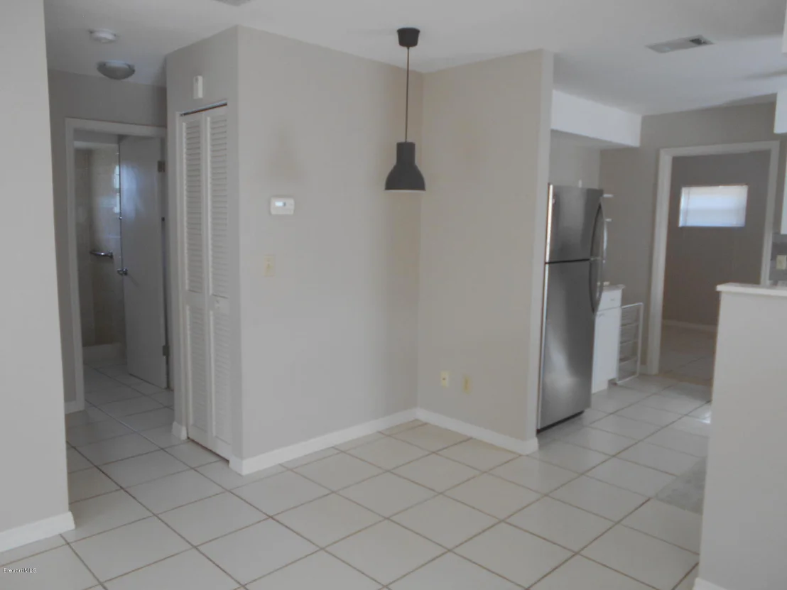 Photo of 711 SE Airoso Road