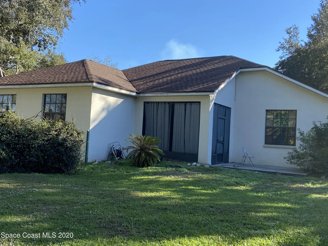 Photo of 3150 Aurora Road