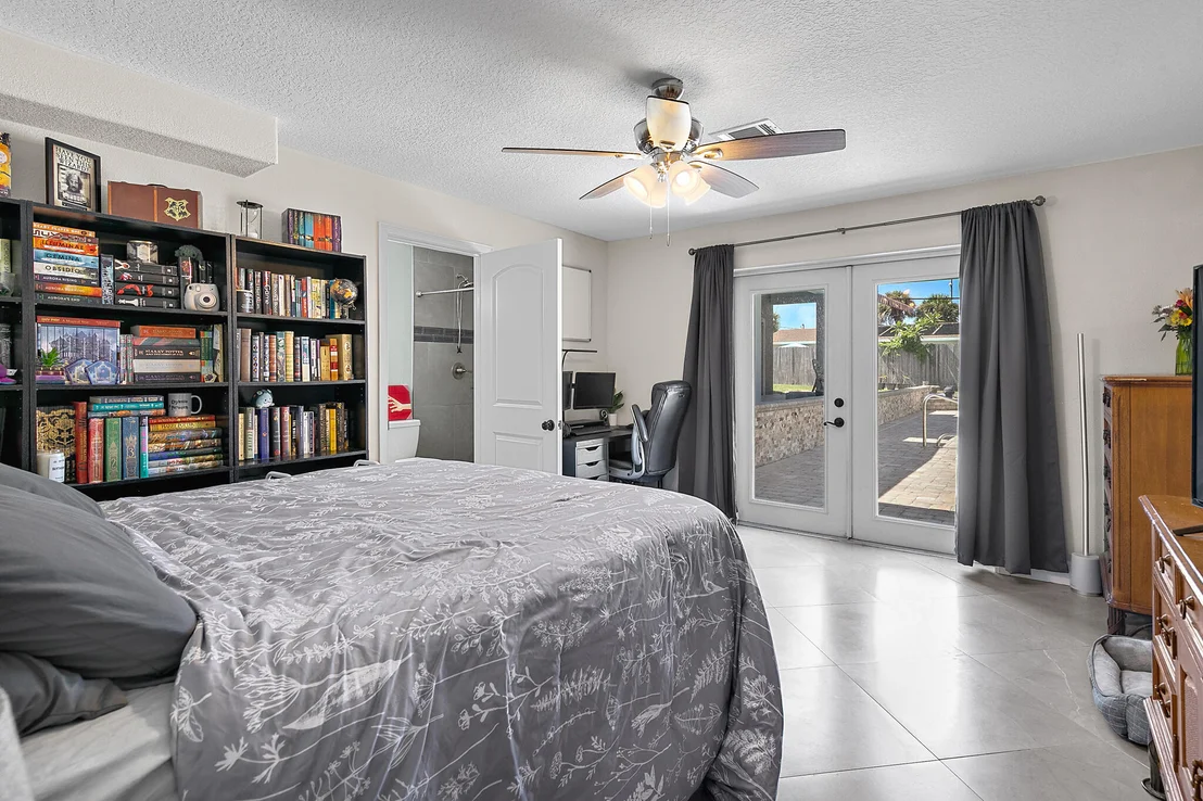 Photo of 1054 Pinetree Drive