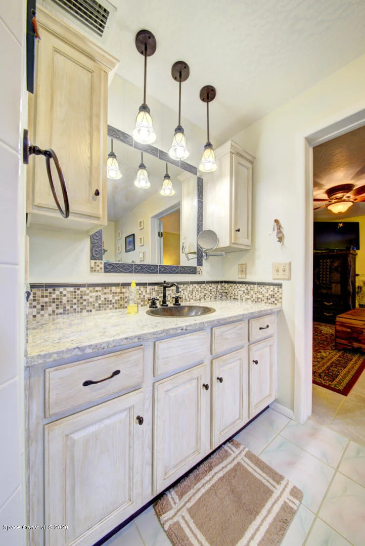 Photo of 309 W Exeter Street