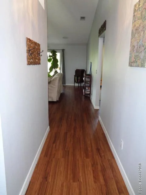 Photo of 827 Honeysuckle Drive