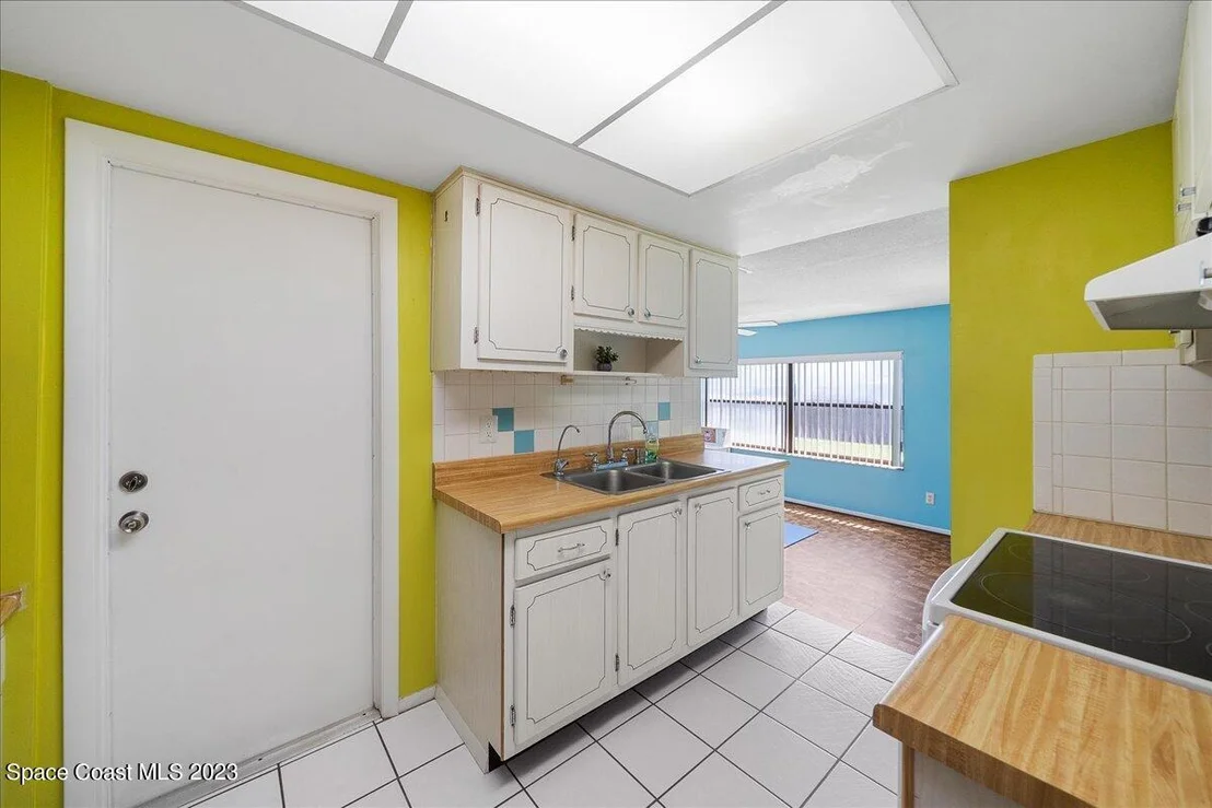 Photo of 533 Clarke Avenue