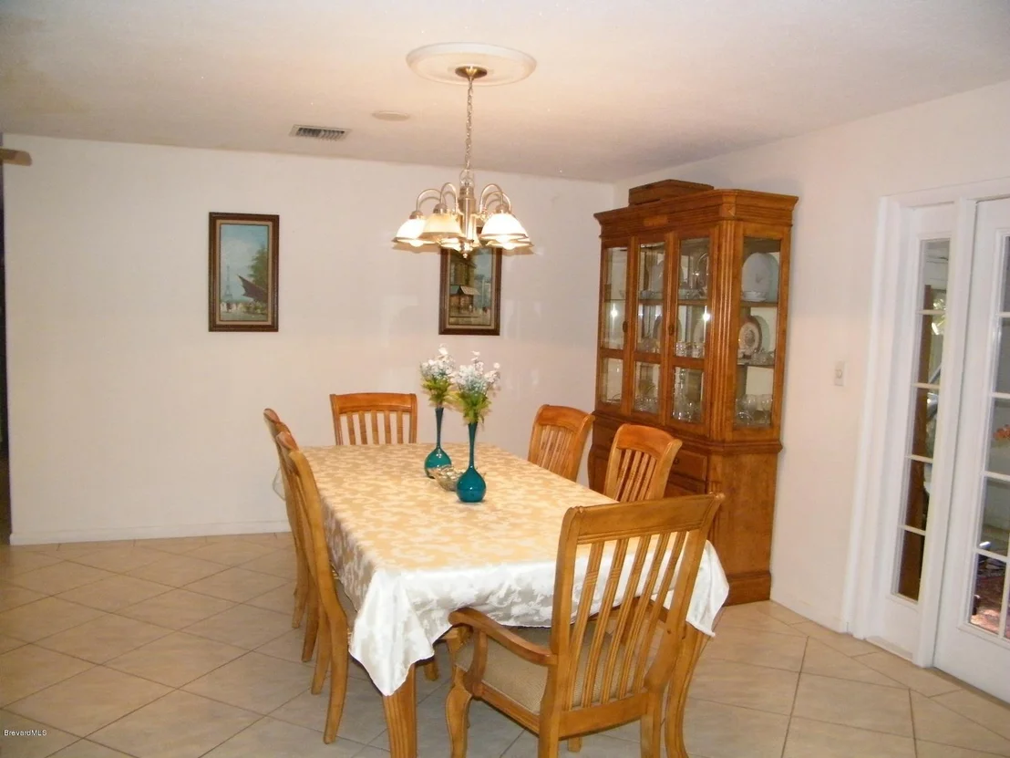 Photo of 1665 Leach Circle