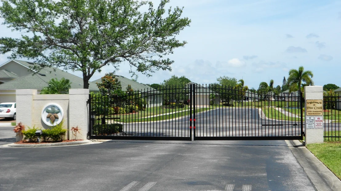 Photo of 3543 Shawnee Lane